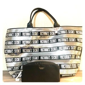 Victoria's Secret Bags - Victoria’s Secret Tote bag with Makeup bag Victoria's Secret Bags - Victoria’s Secret Tote bag with Makeup bag